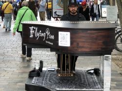 087 Flying Piano